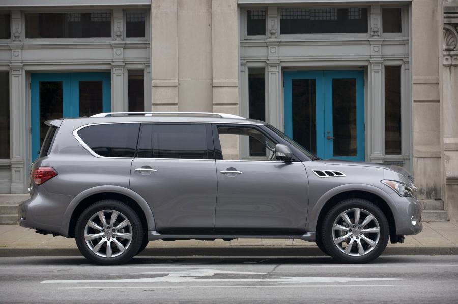  Infiniti QX56 2011 года  (фото 65 из 74)